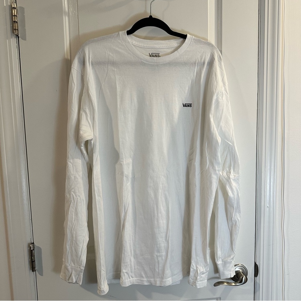 Vans Left Chest Logo Classic Fit Long Sleeve Tee in White